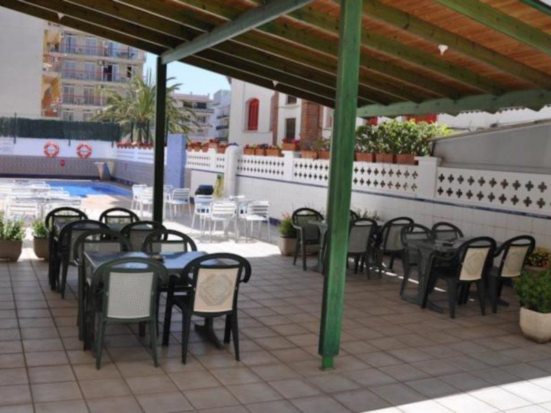 Aparthotel Safari Calella Exterior photo